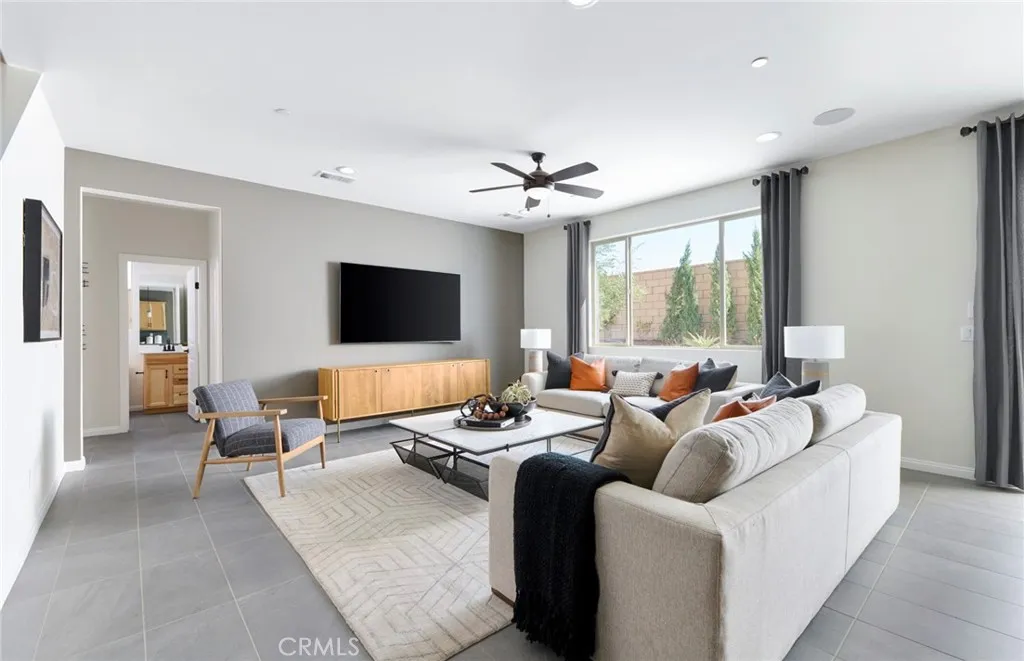 4517 Stratford Place, Perris, California 92571 home-pic-13